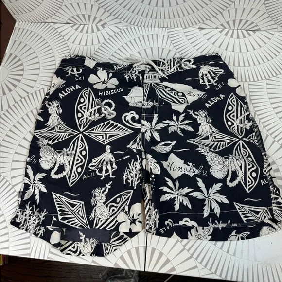 POLO Ralph Lauren MENS Size Large black Hawaiian themed Swim trunks - Picture 1 of 8
